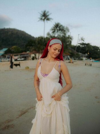 Full leaked Badmomzjay page private onlyfans photo