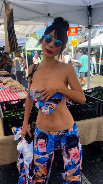 Bai Ling