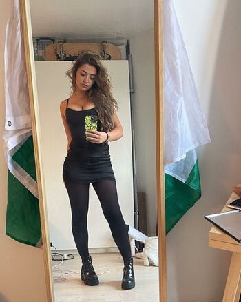 Full leaked Bambinobecky private onlyfans photo