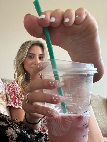 Full leaked Bare feet page private onlyfans photo