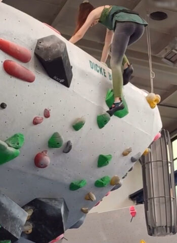 Full leaked Gracie abrams/ private onlyfans photo