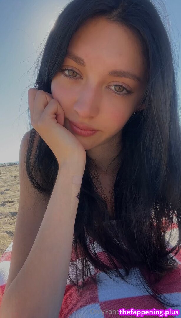 BBC Dildo Solos / Riding / Stroking / Sucking / etc. / https: / lyssaoficiall / talitasilvx Nude OnlyFans Photo #395