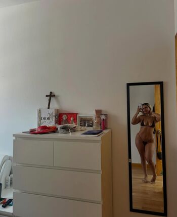 Full leaked Bella thiccc page private onlyfans photo