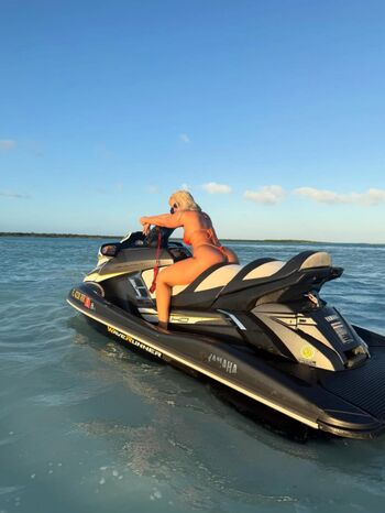 Full leaked Bella thiccc private onlyfans photo