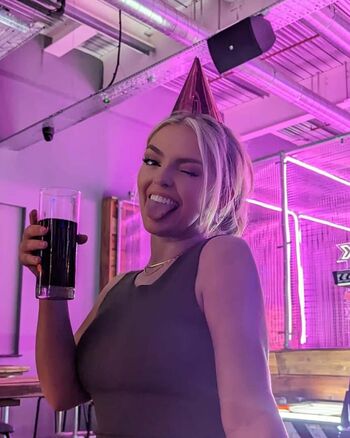 Full leaked Beth mae private onlyfans photo