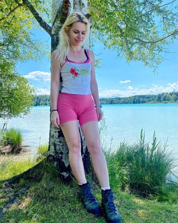 Full leaked Bibianagrunwald private onlyfans photo