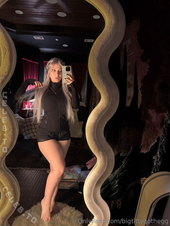 bigtittygothegg