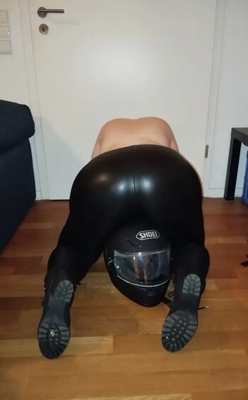 Full leaked Bikergirl private onlyfans photo