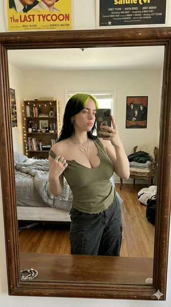 Billie Eilish Fake