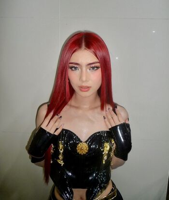 Full leaked Bini mikha private onlyfans photo