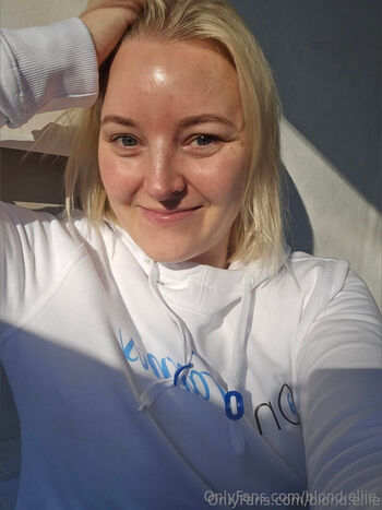 blond.ellie