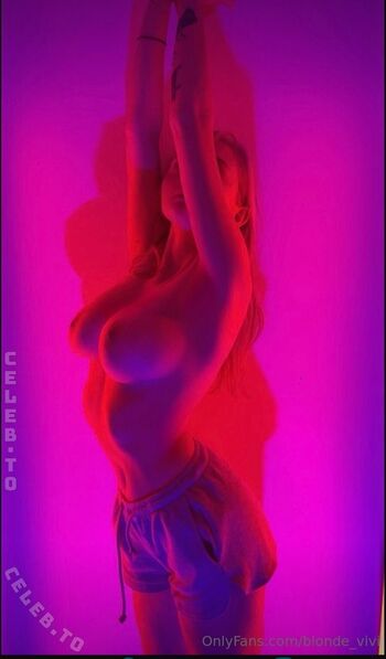 blonde_vivi