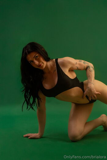 Full leaked Brialora  page private onlyfans photo