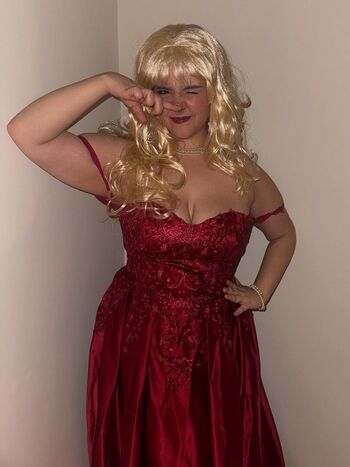 Full leaked Lunaa bella/ private onlyfans photo