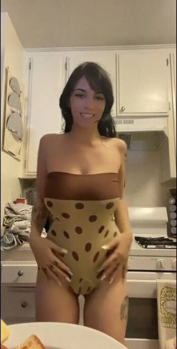 Full leaked Bvnnybearz page private onlyfans photo