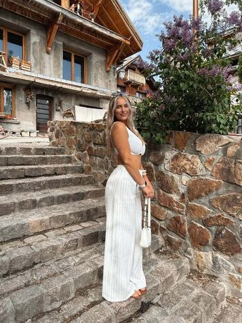 Full leaked Caitlin perriam private onlyfans photo