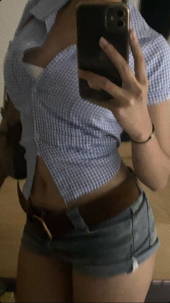 Full leaked Camu private onlyfans photo