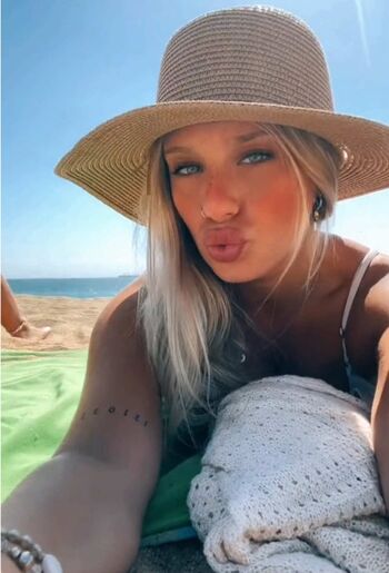 Full leaked Camila marana page private onlyfans photo