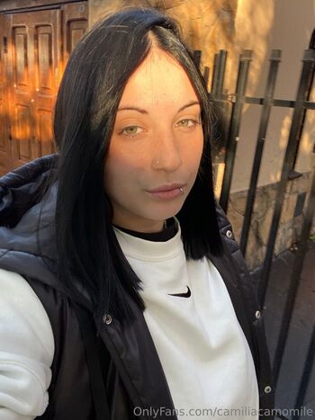 camiliacamomile