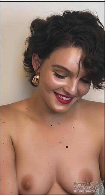 Camren Bicondova