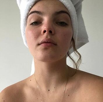 Camren Bicondova