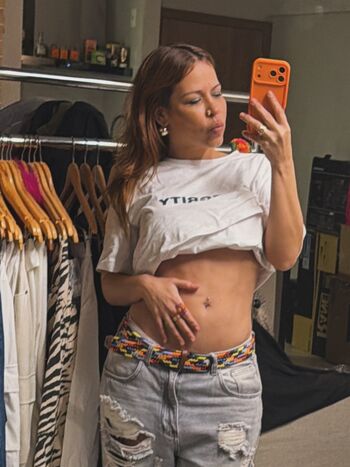 Full leaked Cantora flora matos private onlyfans photo