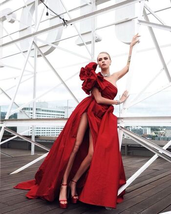 Full leaked Cara delevingne private onlyfans photo