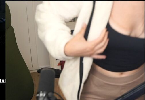 Full leaked Carolinekwan private onlyfans photo