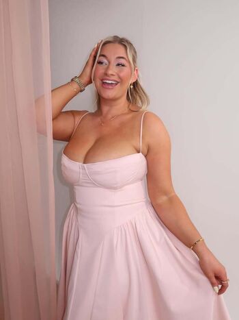 Full leaked Carys whittaker page private onlyfans photo