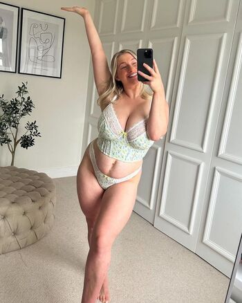 Full leaked Carys whittaker private onlyfans photo