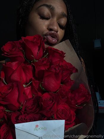 champagnemolly