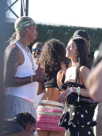 Full leaked Charli d amelio private onlyfans photo