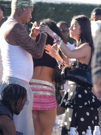 Full leaked Charli d amelio private onlyfans photo