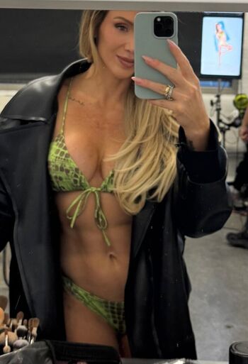 Charlotte Flair