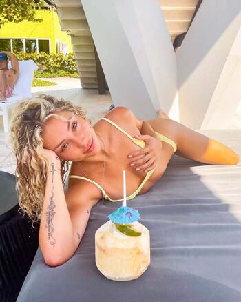 Full leaked Charly jordan  page private onlyfans photo