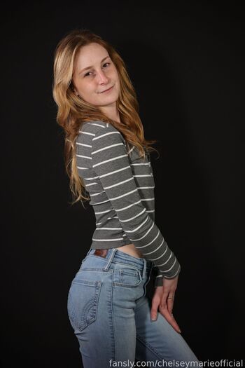 chelseymarieofficial
