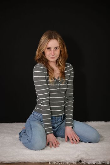 chelseymarieofficial