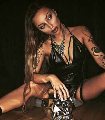 Full leaked Cherryrebell private onlyfans photo