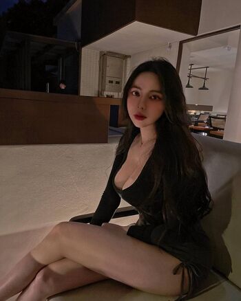 Full leaked Chibe chin private onlyfans photo