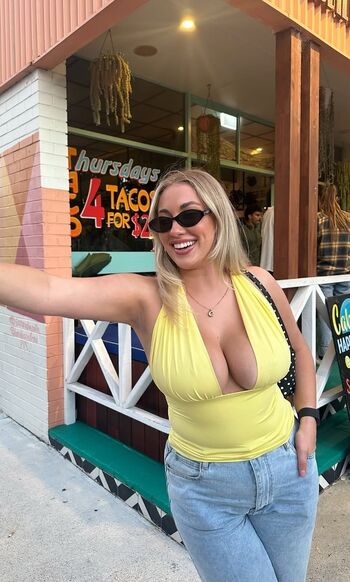 Full leaked Chihuahua mami private onlyfans photo