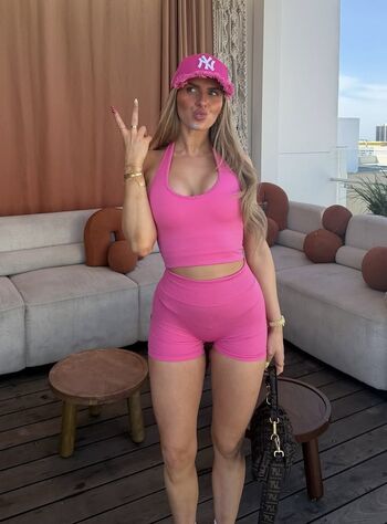 Full leaked Chloe burrows private onlyfans photo