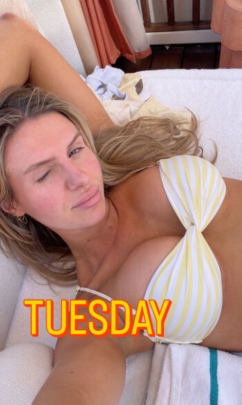 Full leaked Chloe burrows private onlyfans photo