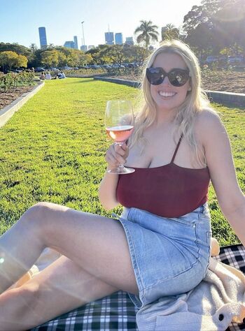 Full leaked Chloe l private onlyfans photo