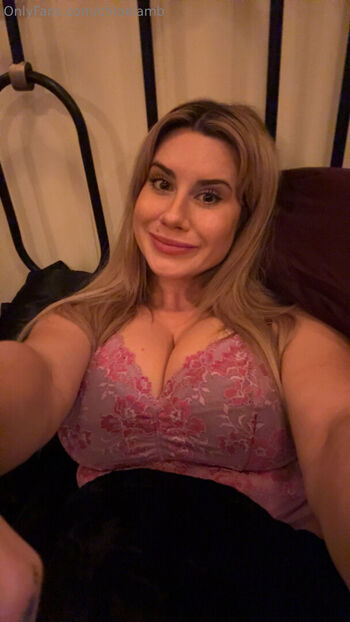 Full leaked Chloe lamb private onlyfans photo