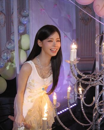 Cho Mi-yeon (Miyeon) - i-dle [(G)I-dle]