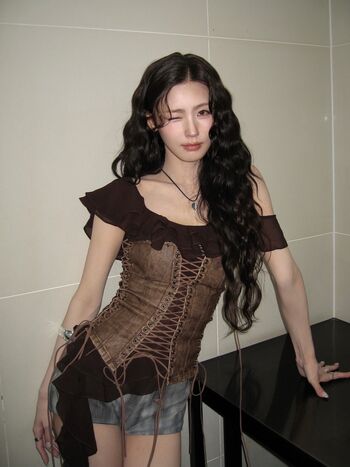 Cho Mi-yeon (Miyeon) - i-dle [(G)I-dle]