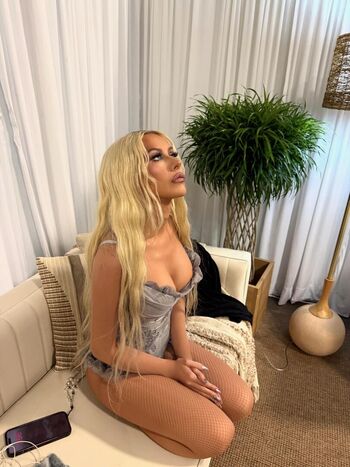Full leaked Christina aguilera private onlyfans photo