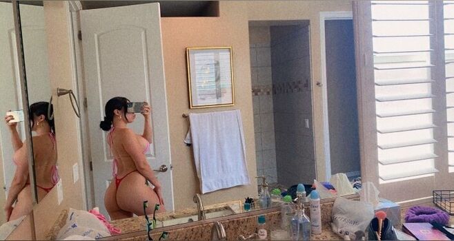 Chrrristina Chrristineee