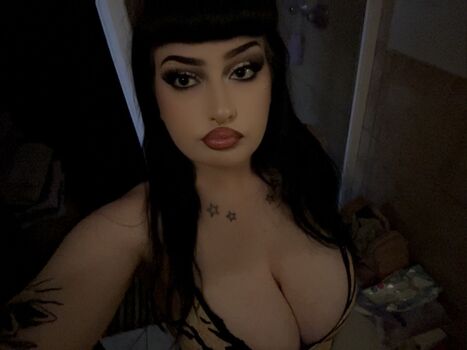 Full leaked Zoey zo/ private onlyfans photo