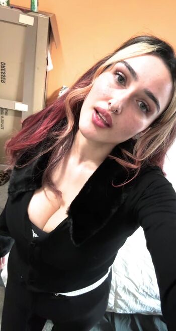 Full leaked Cinnamoon alien private onlyfans photo